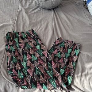Womens Christmas tree cropped leggings size XXL